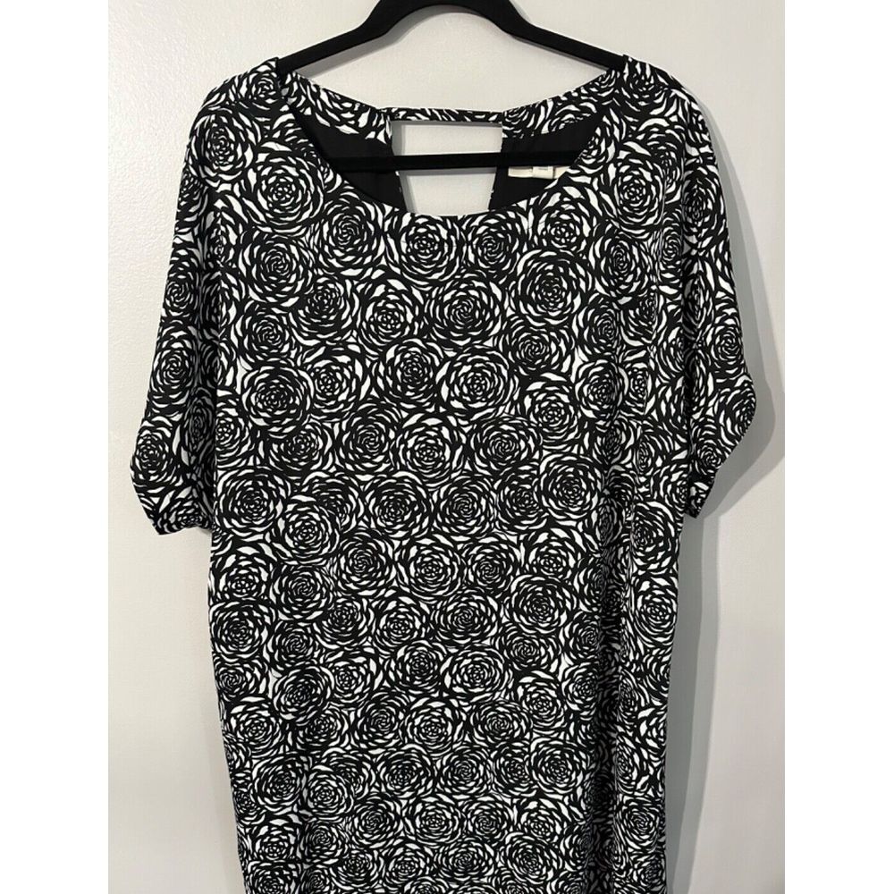 Sejour‎ Plus Size Black and White Rose Floral Shift Dress SZ 18W Pockets